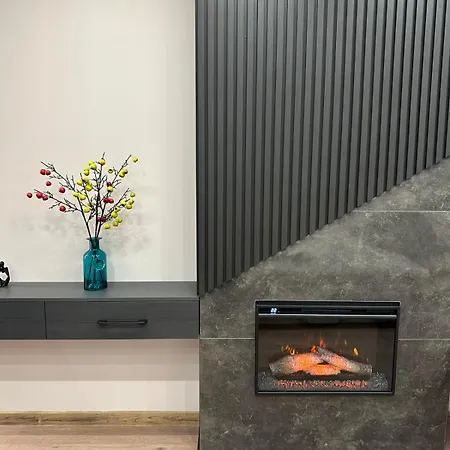 Leogrand On Virmenska 14